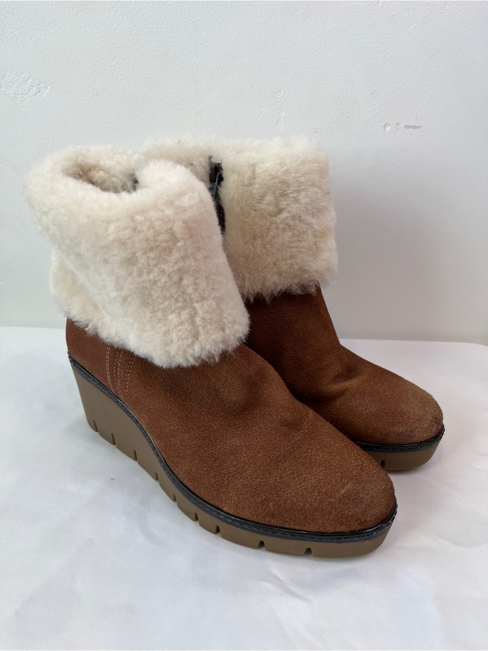 Vintage Foundry Co Poppy Brown Suede Shearling Wedge Ankle Boots Womens Size 9